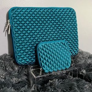Teal diamond quilt texture laptop sleeve case with accessory case.
